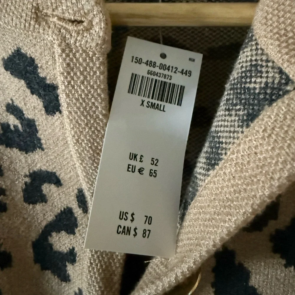 Abercrombie & Fitch Tan Button Down Shirt - Picture 4 of 4